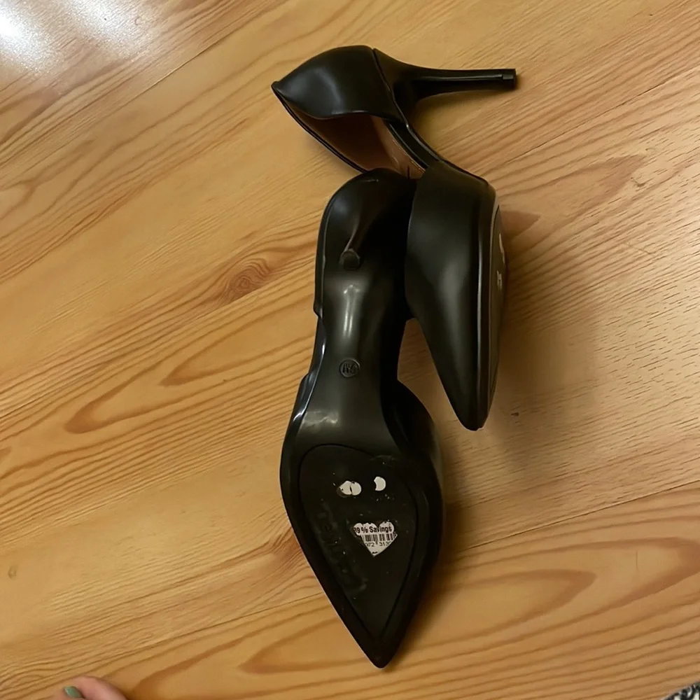 Calvin Klein Gloria D'orsay Heels - Picture 8 of 8